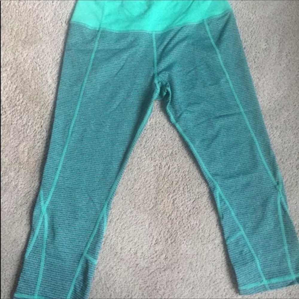EUC Born primitive capris
